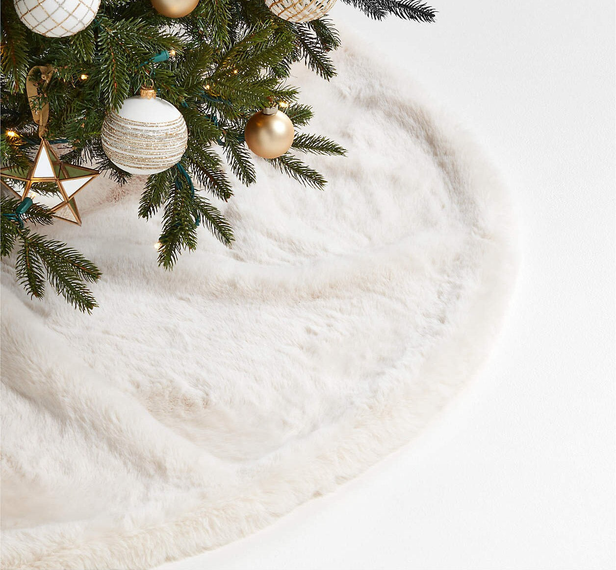 Faux Fur Christmas Tree Skirt - Ivory