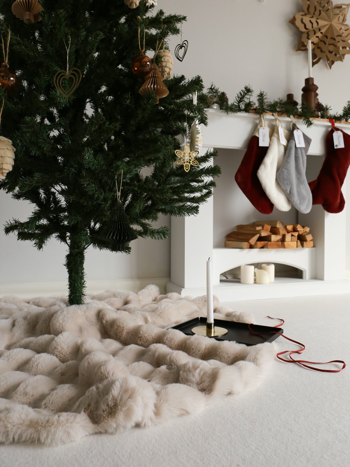 Bubble Faux Fur Christmas Tree Skirt - Ivory