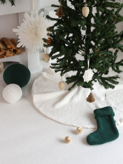 Boucle Faux Fur Christmas Tree Skirt - White