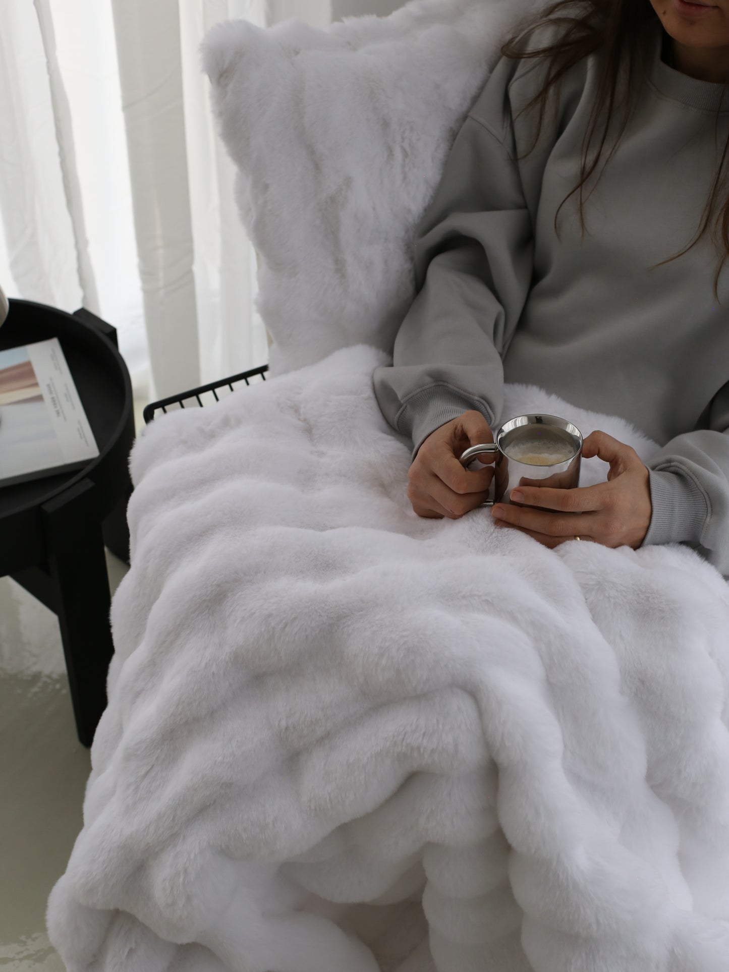 Faux Fur Throw Cloud Blanket - Cream